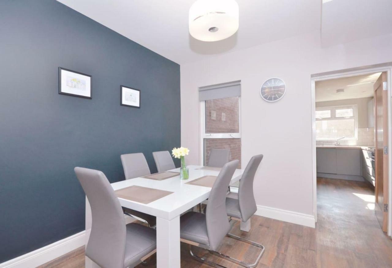 בלפסט Queens Quarter Townhouse 1 מראה חיצוני תמונה